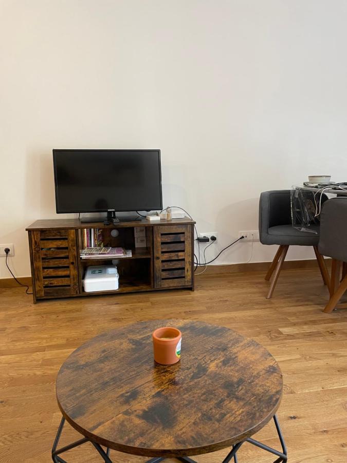 Precioso Calido Apartamento En Sort Con Terraza Apartment Luaran gambar